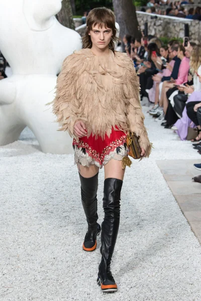Look 59